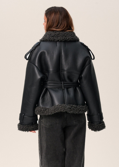 Elmira | Vyöllinen Lammasnahkatakki